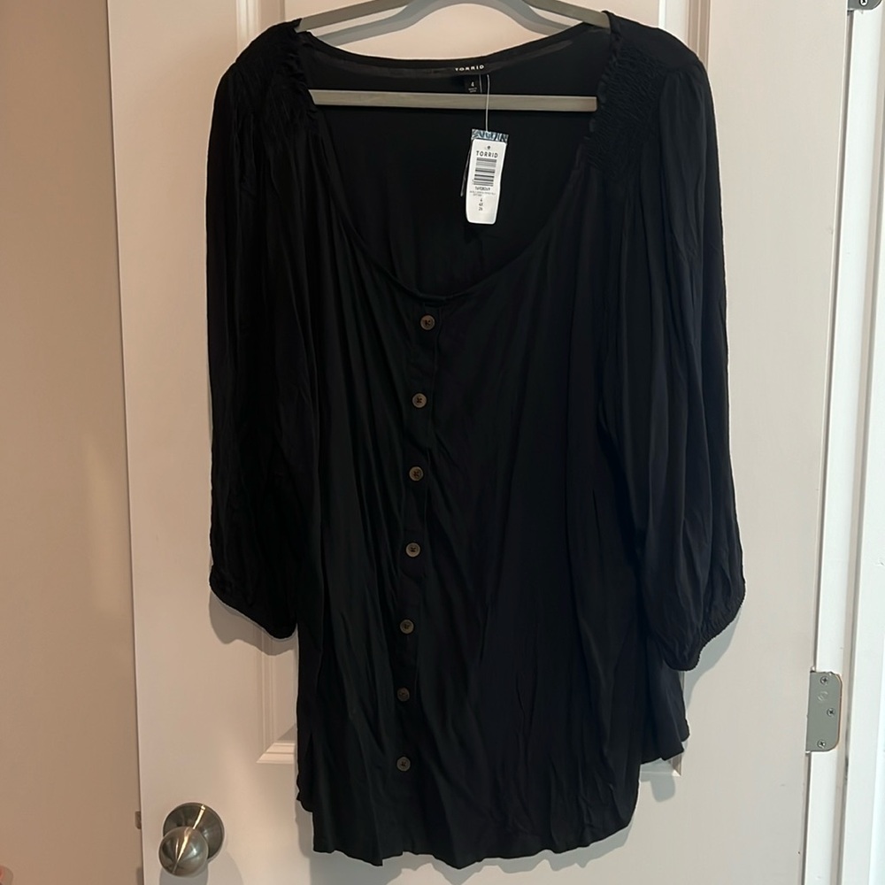 NWT! Torrid size 4 top